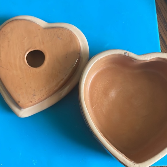 Mexican Folk Art Red Clay Pottery Heart Pelican Flowers Trinket Box Hand Painted - Picture 5 of 8
